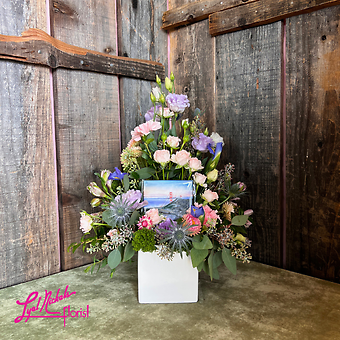 Garden Gallery with Golden Gate Bridge Tile